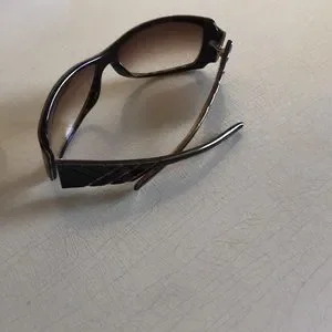Burberry | Accessories | Burberry Sunglasses With Case Worn  display picture 1